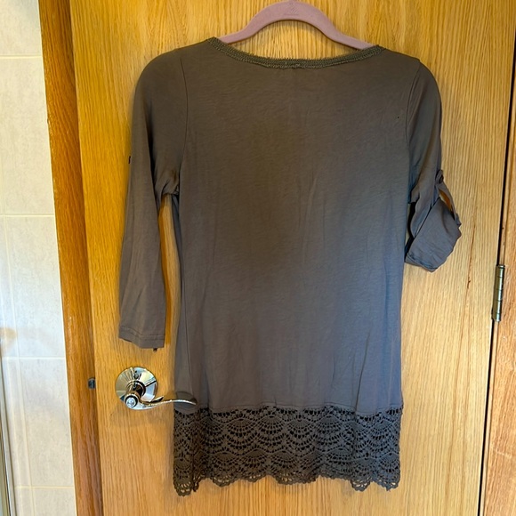 MUR MUR TOP NWT - Picture 8 of 8